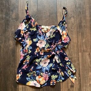 Monteau Wrap Floral tank top